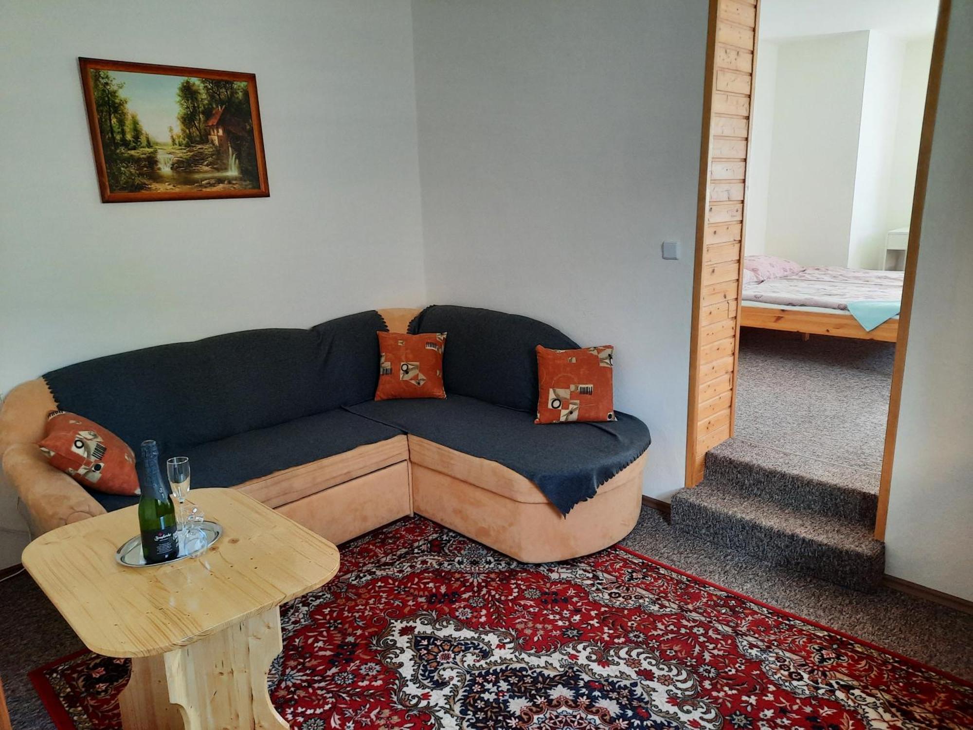 Pension Lipa Horní Maršov Exteriör bild