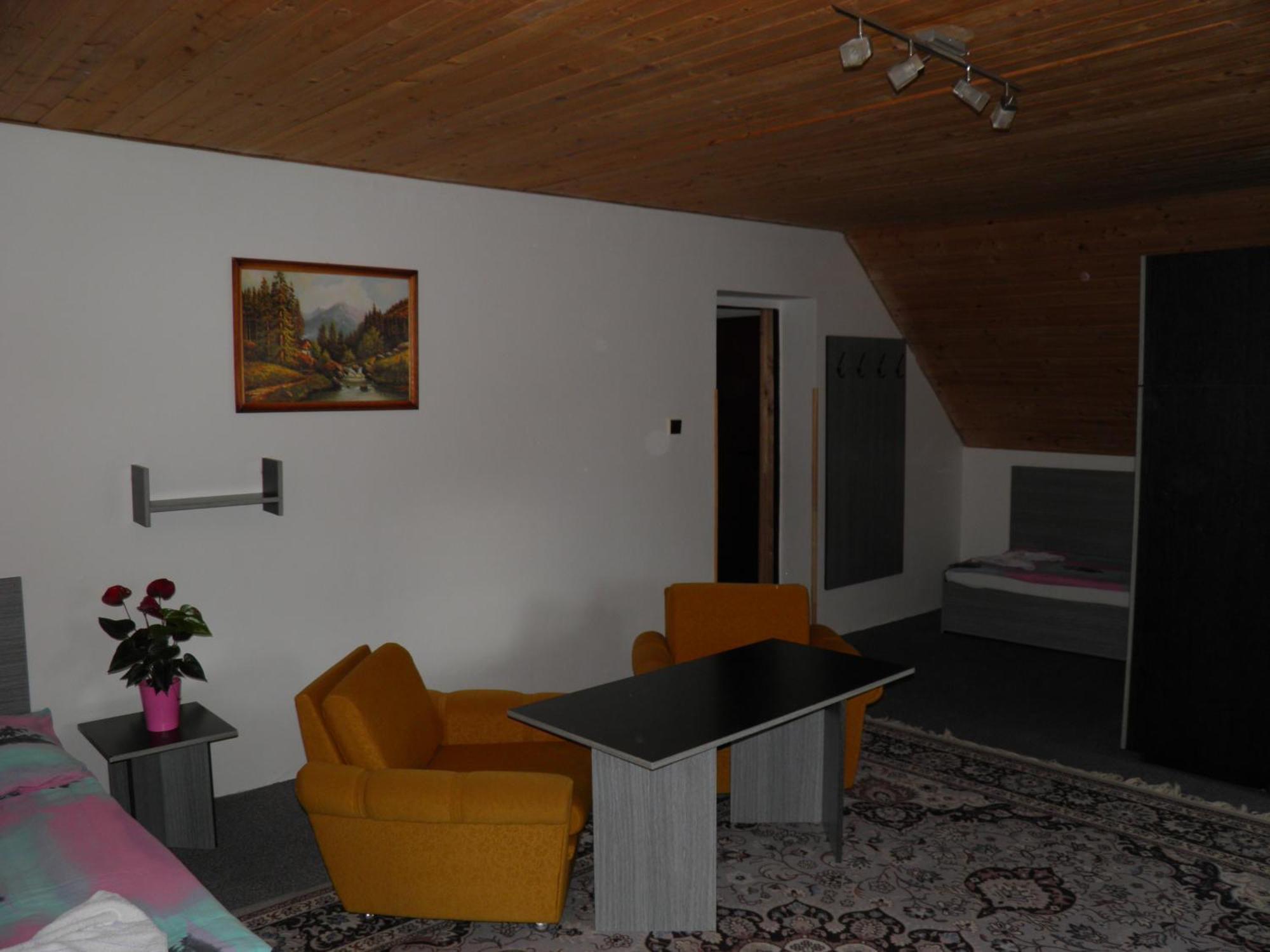 Pension Lipa Horní Maršov Exteriör bild